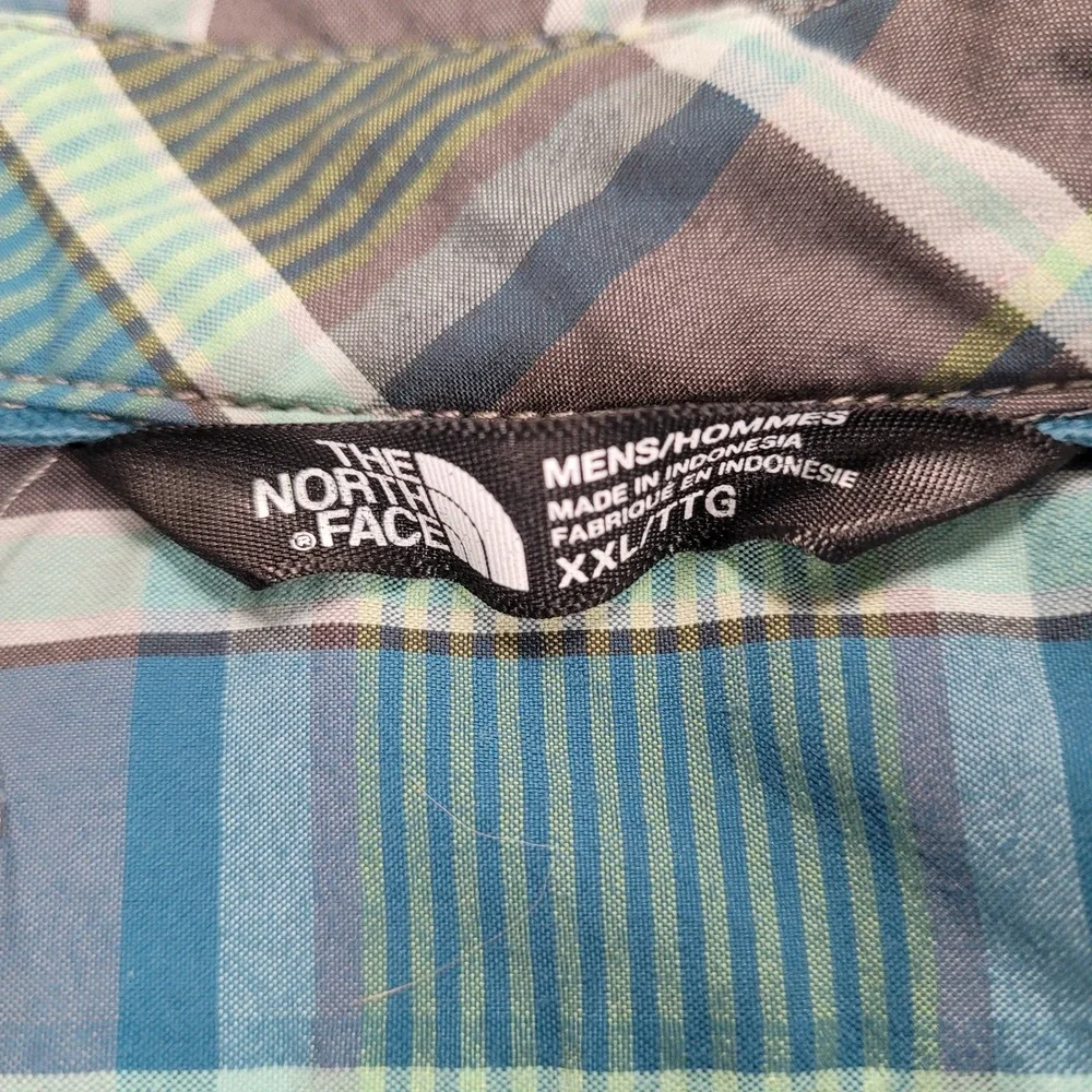 The North Face Mens Plaid Short Sleeve Button Up Shirt XXL‎